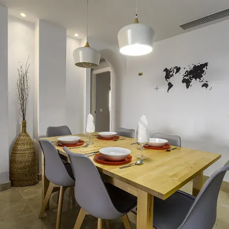 Apartamento 2311-modern With Sea And Pool Views