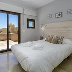 2311-modern With Sea And Pool Views *
