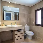 2311-modern With Sea And Pool Views Apartamento San Luis de Sabinillas