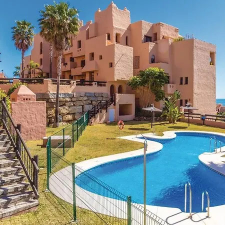 2311-modern With Sea And Pool Views